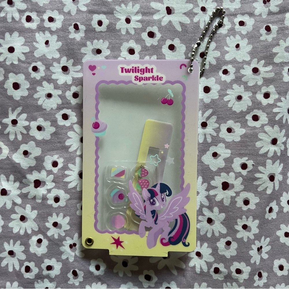 Miniso My Little Pony MLP Twilight Sparkle Card Sleeve Shaker Keychain